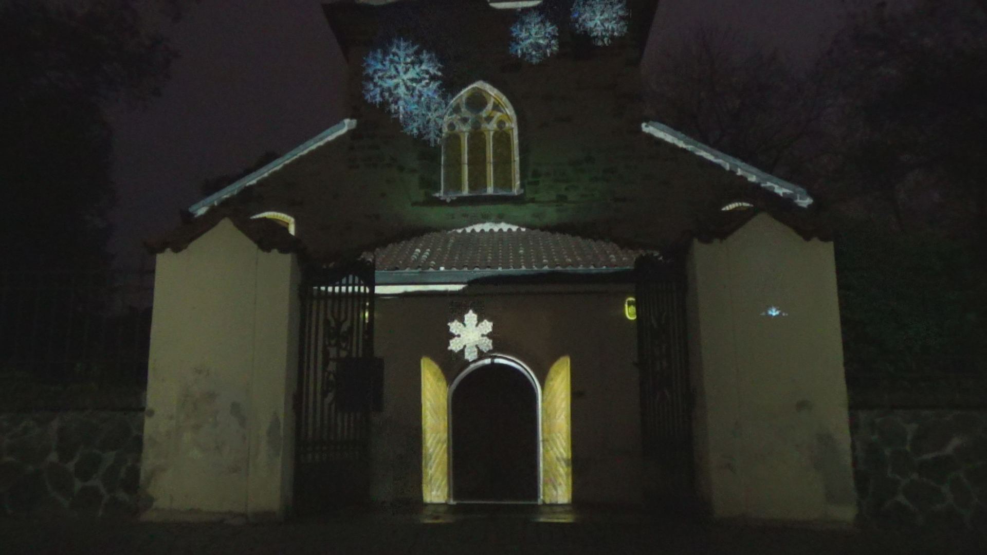 Videomapping na kostele sv. Václava na Proseku